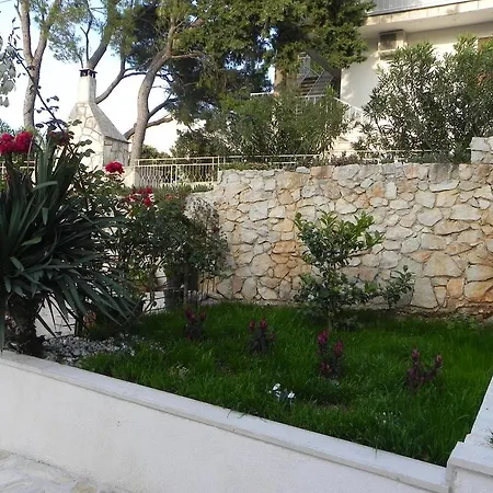 Apartamento Sutivan Apartments *