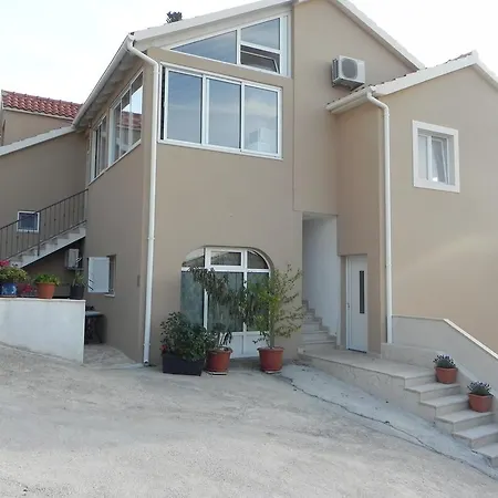 Appartement Sutivan Apartments