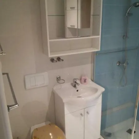 Sutivan Apartments Appartement *